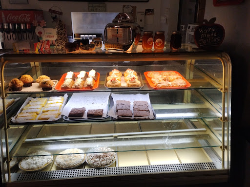 Hank & Katie's Bakery & Cafe